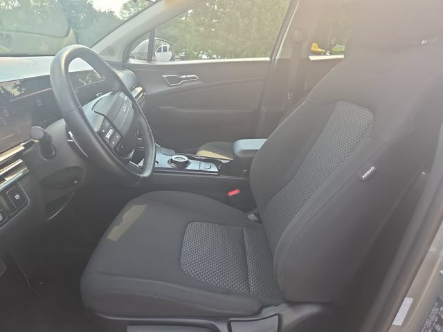 Certified 2026 Kia Sportage LX FWD image 12