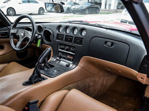 Used 1995 Dodge Viper RT/10 RWD image 10