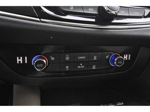 Used 2024 Buick Enclave Essence w/ Experience Buick Package image 23