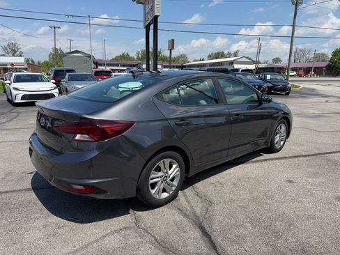 Used 2020 Hyundai Elantra SEL FWD image 6