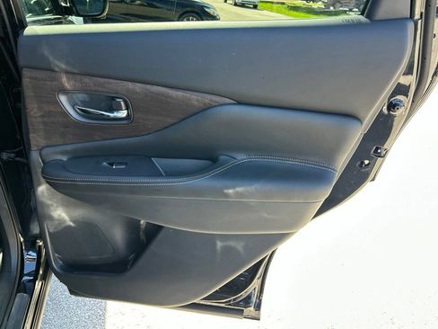 Certified 2024 Nissan Murano Platinum w/ Cargo Package FWD image 48