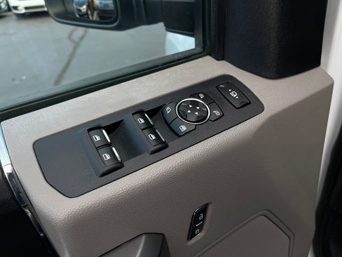 Used 2020 Ford F350 XLT image 11