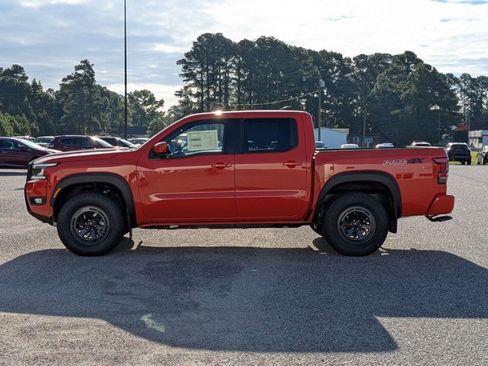 New 2025 Nissan Frontier PRO-4X w/ Interior Protection Package image 7