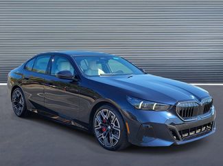 New 2026 BMW 550e xDrive w/ Executive Package video 2