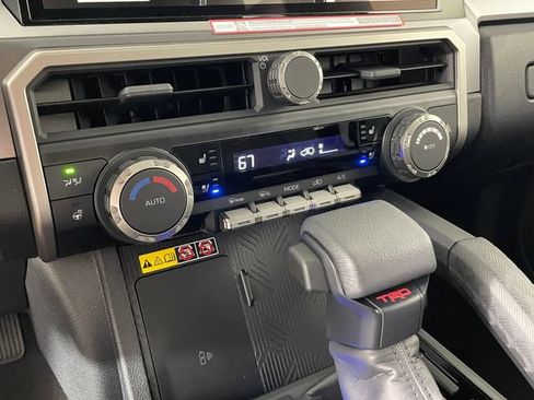 New 2026 Toyota 4Runner TRD Off-Road Premium AWD/4WD image 6
