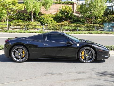 Used 2013 Ferrari 458 Spider RWD image 14