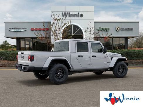 New 2026 Jeep Gladiator Sport image 4