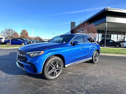 New 2025 Mercedes-Benz GLC 350e 4MATIC image 4