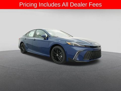 New 2026 Toyota Camry SE FWD image 29