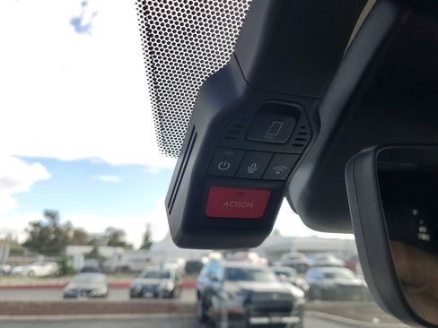 Used 2025 Toyota Tacoma Trailhunter image 24