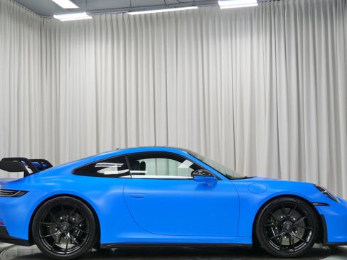 Used 2022 Porsche 911 GT3 RWD image 54