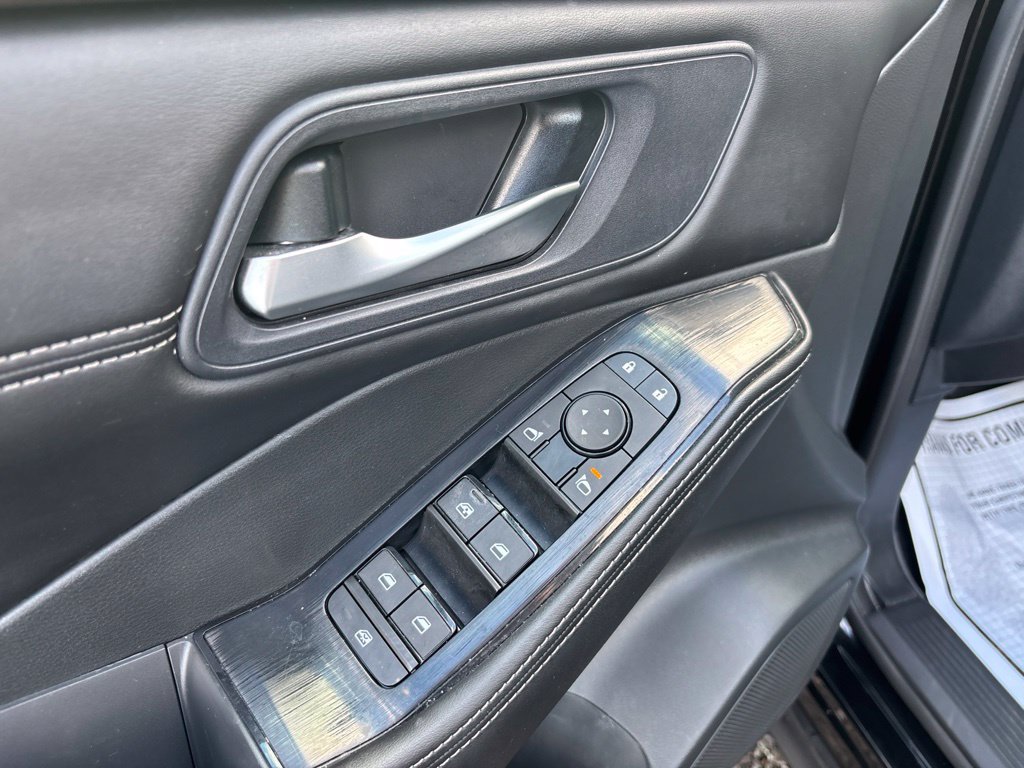 Certified 2023 Nissan Rogue SV w/ SV Premium B Package AWD/4WD image 19