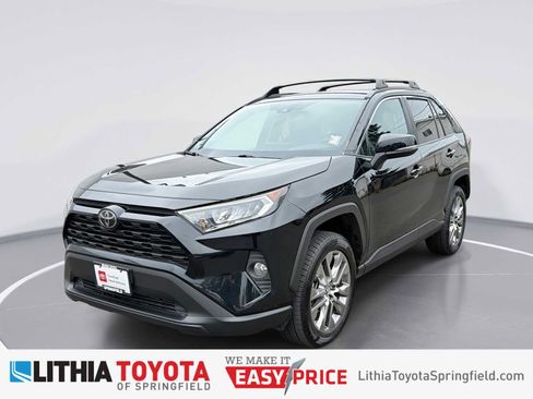 Used 2019 Toyota RAV4 XLE Premium w/ Cold Weather Package AWD/4WD image 1