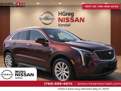 Used 2023 Cadillac XT4 Luxury w/ Cold Weather Package AWD/4WD image 1