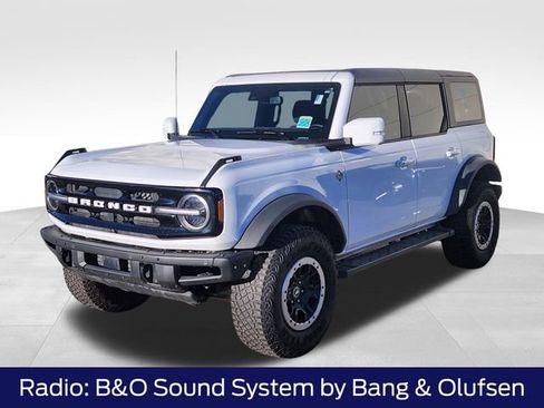 Certified 2023 Ford Bronco Outer Banks w/ Sasquatch Package image 5