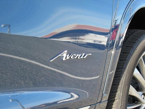 New 2026 Buick Enclave Avenir w/ Super Cruise Package image 8