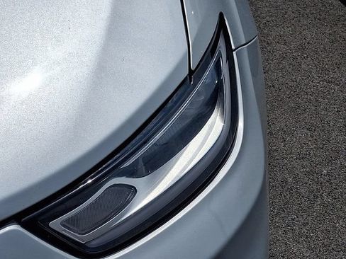 Used 2024 Chrysler Pacifica Touring-L FWD image 8