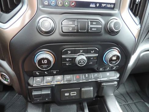 Used 2019 Chevrolet Silverado 1500 High Country w/ Technology Package image 26