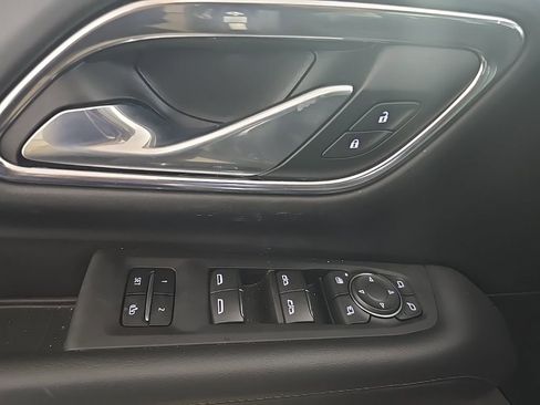 Used 2023 Chevrolet Tahoe High Country image 16