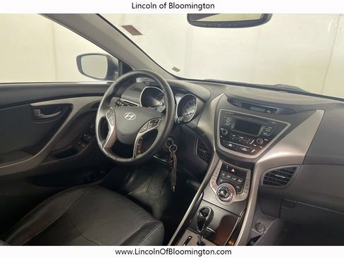 Used 2013 Hyundai Elantra Limited image 19