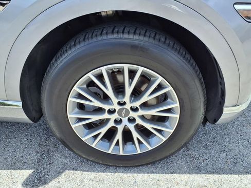 Used 2024 Genesis GV80 2.5T image 9