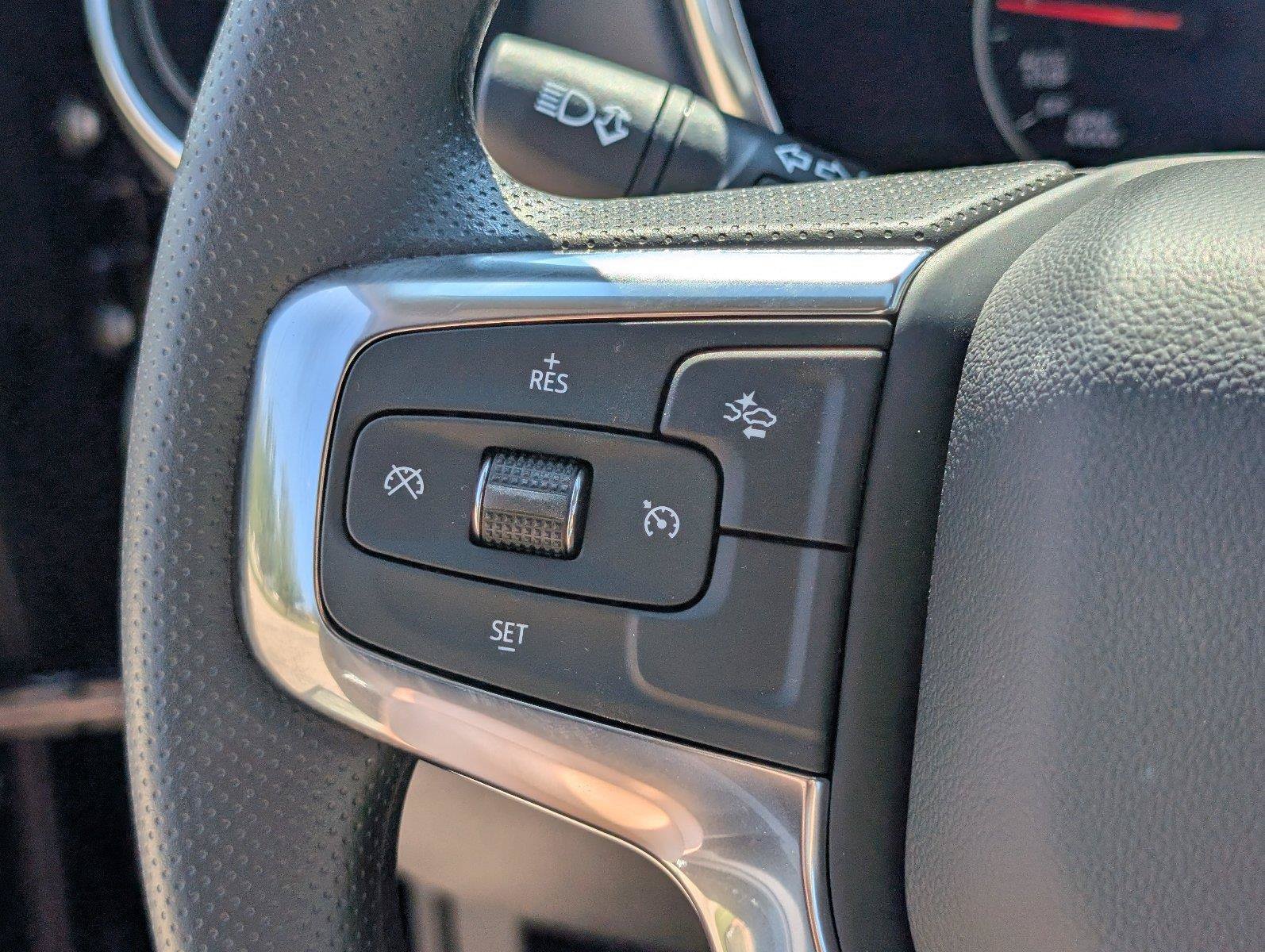 New 2026 Chevrolet Blazer LT w/ Convenience Package FWD image 28