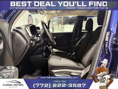 Used 2016 Jeep Renegade Latitude FWD image 9