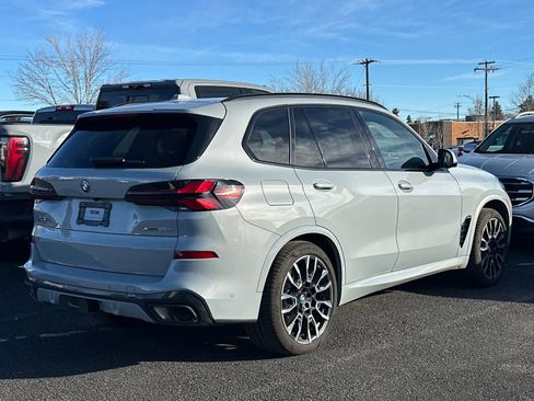 Used 2025 BMW X5 xDrive50e w/ M Sport Package image 2
