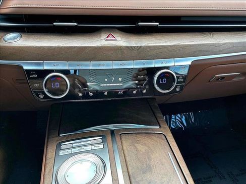 Used 2022 Genesis G80 2.5T w/ Prestige Package RWD image 24