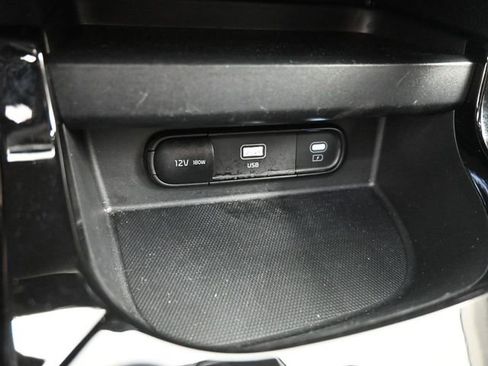 Used 2025 Kia Seltos S image 24