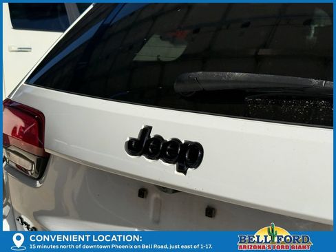 Used 2019 Jeep Grand Cherokee Altitude AWD/4WD image 14