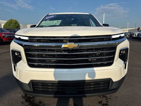 New 2026 Chevrolet Traverse LT FWD image 10