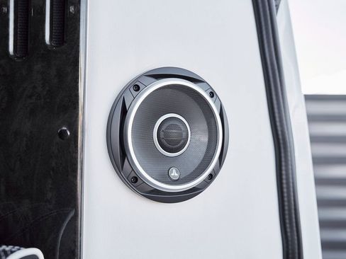 Used 2019 Mercedes-Benz Sprinter 144 image 81