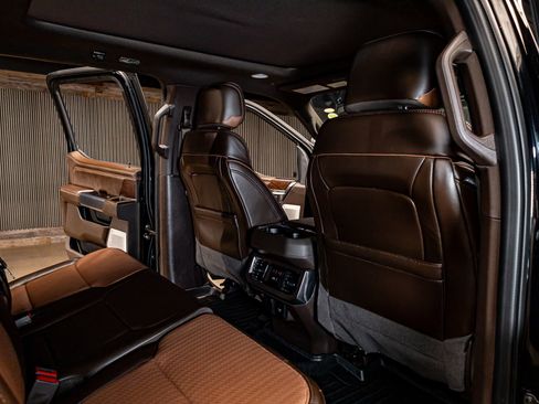 Used 2024 Ford F250 King Ranch w/ Chrome Package image 28