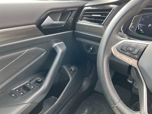 Used 2024 Volkswagen Jetta SEL image 18