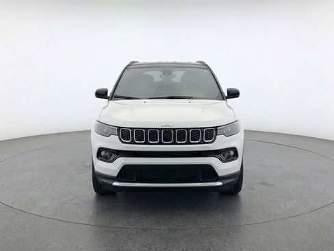 Used 2025 Jeep Compass Limited image 2