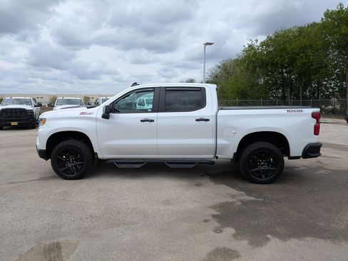 Used 2024 Chevrolet Silverado 1500 LT Trail Boss w/ LT Trail Boss Premium Package image 6
