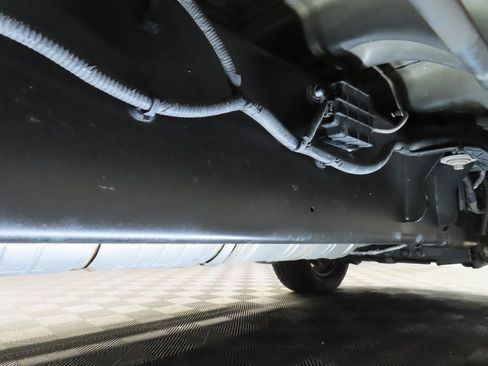 Used 2025 Ford F250 Platinum image 9