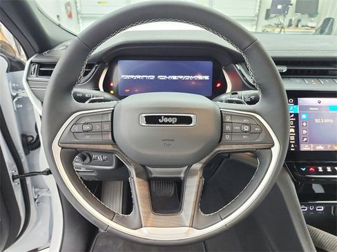 New 2026 Jeep Grand Cherokee L Limited image 26