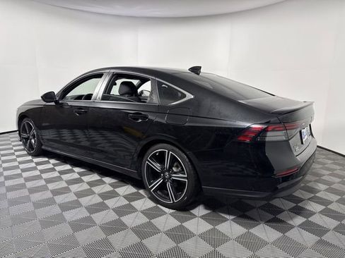 Used 2023 Honda Accord Sport image 5