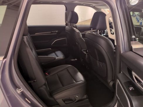 Used 2020 Kia Telluride S image 12