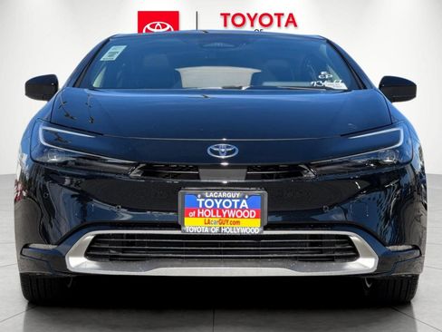 New 2026 Toyota Prius Plug-In Hybrid image 8