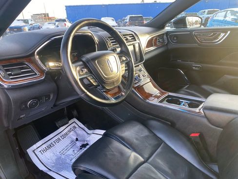 Used 2019 Lincoln Continental Reserve w/ Rear-seat Package image 8