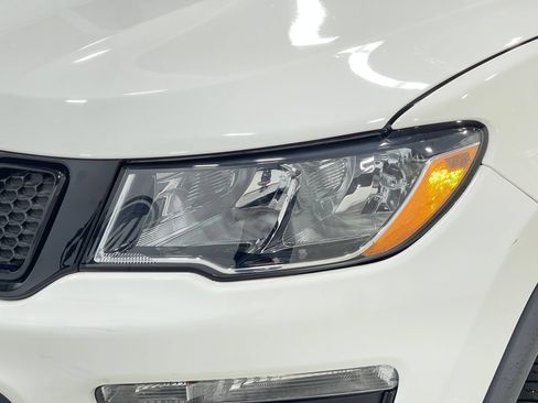 Used 2019 Jeep Compass Sport AWD/4WD image 31
