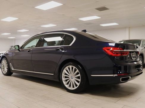 Used 2016 BMW 740i RWD image 8