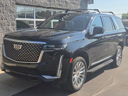 Used 2023 Cadillac Escalade Premium Luxury AWD/4WD image 1