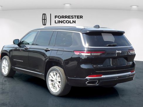 Used 2021 Jeep Grand Cherokee L Summit w/ Luxury Tech Group V image 5