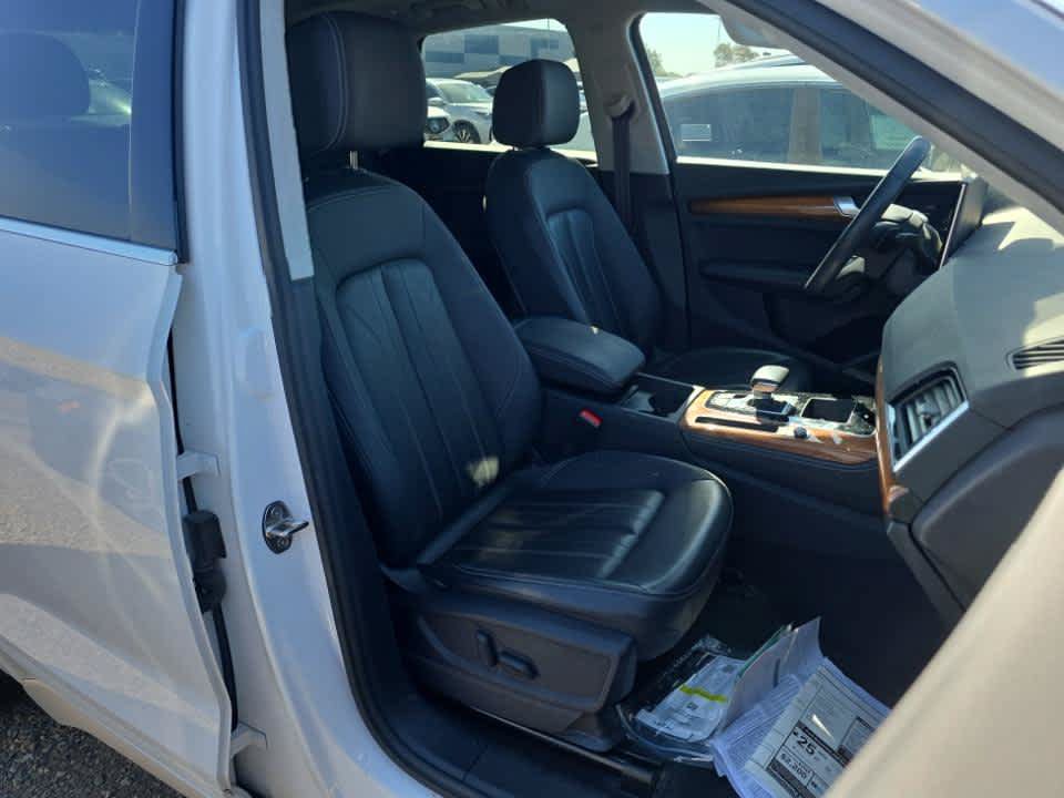 Used 2023 Audi Q5 2.0T Premium Plus AWD/4WD image 17
