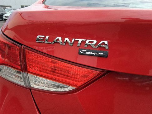 Used 2013 Hyundai Elantra image 10