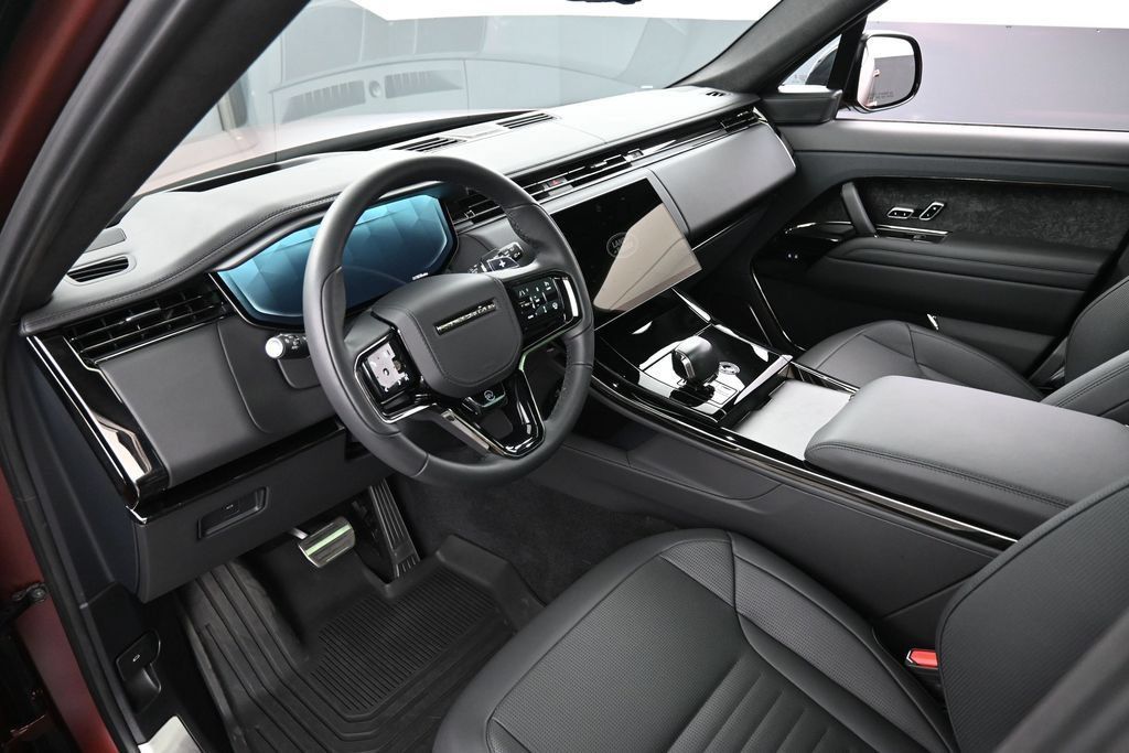 Used 2025 Land Rover Range Rover Sport SV Edition Two AWD/4WD image 4